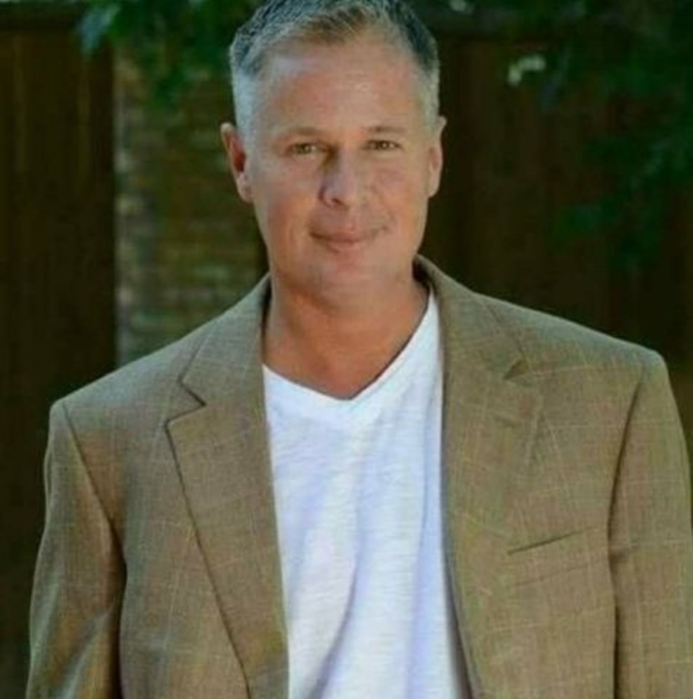 Meet your Posher, Eumont